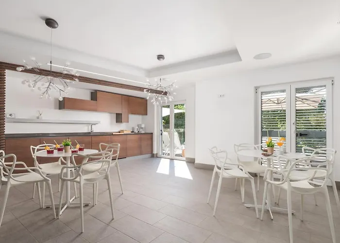 Plage Lovran Residence