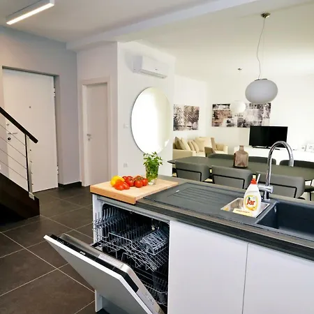 Plage Lovran Residence Apartment Lovran