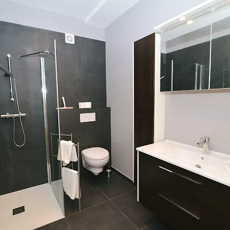 شقة Plage Lovran Residence لوفغان