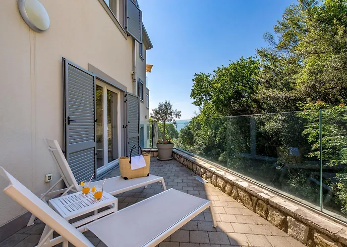 公寓 Plage Lovran Residence